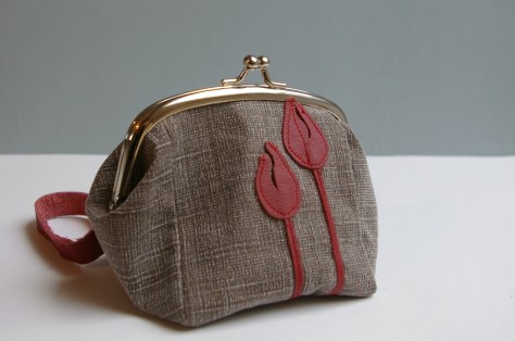 We love the tulip design women's purse!